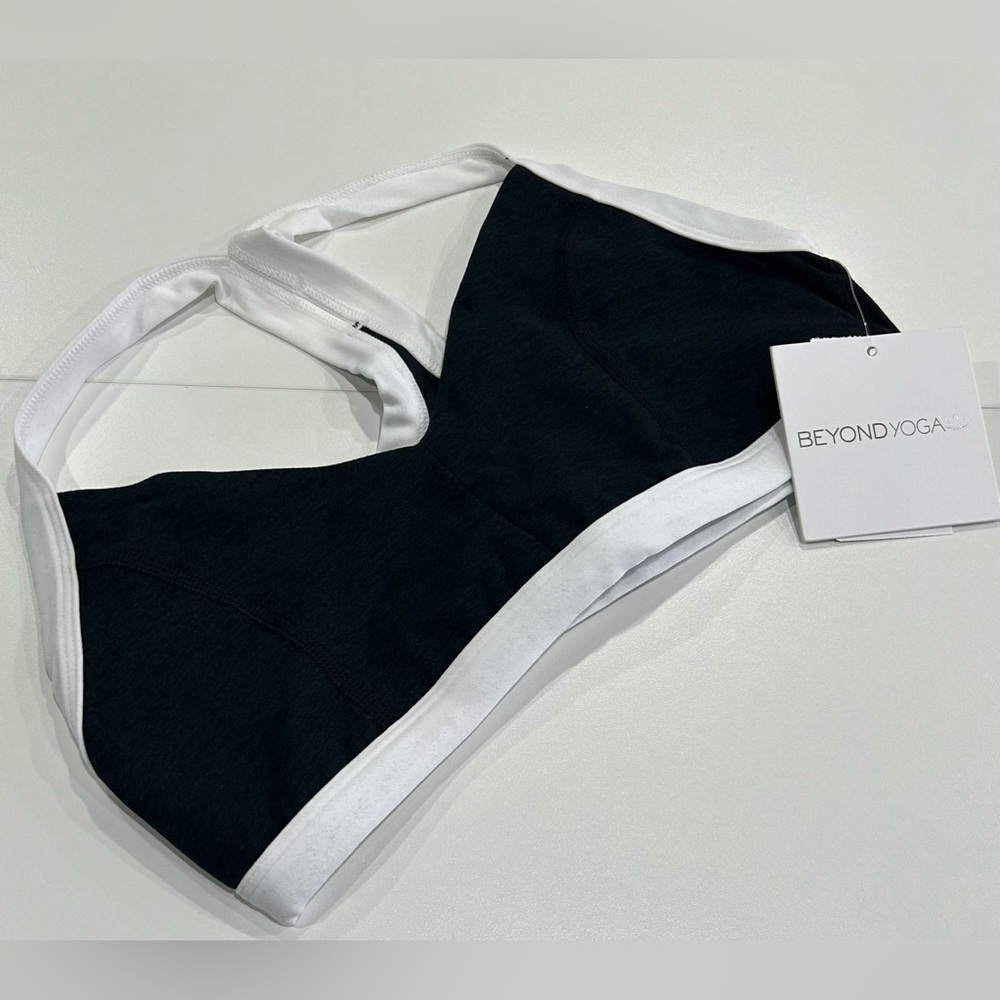 Beyond Yoga Women's XL Spacedye Outlines Bra Black White Contrast Stripe NWT